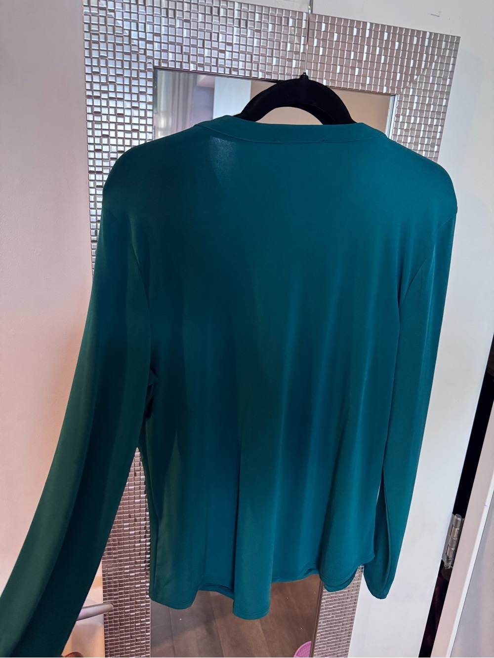 INC International Concepts, Emerald green V-Neck Blouse with Gold Zipper Accents - Picture 5 of 7